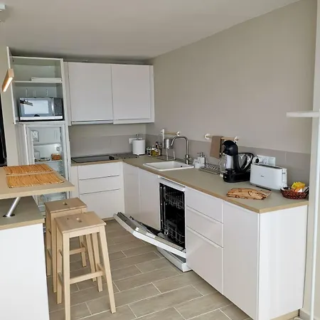 아파트 Penthouse Solemar Over The Sea *